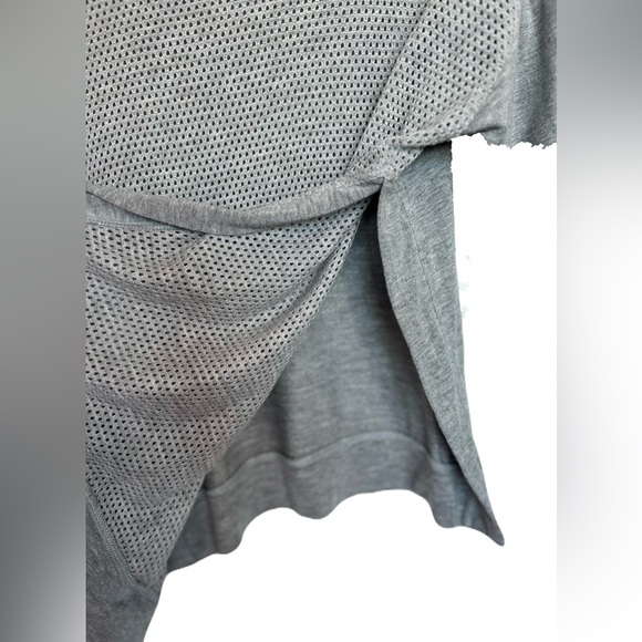 🆕 🩶 NWOT ALALA HERON Heather Gray Mesh Back Sweatshirt | Women’s XS - Picture 8 of 11